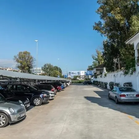 Apartment First Floor With 2 Bed Marbella