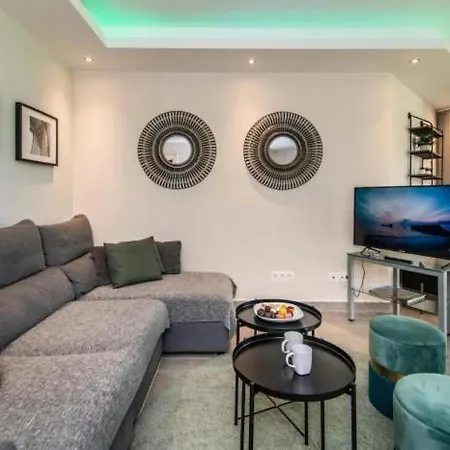 Apartment First Floor With 2 Bed *